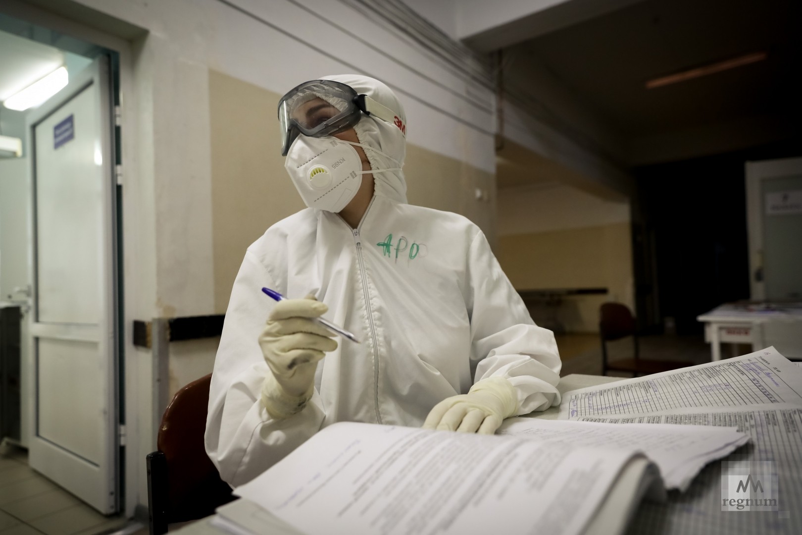 Минздрав: эпидемия коронавируса в России отступает
