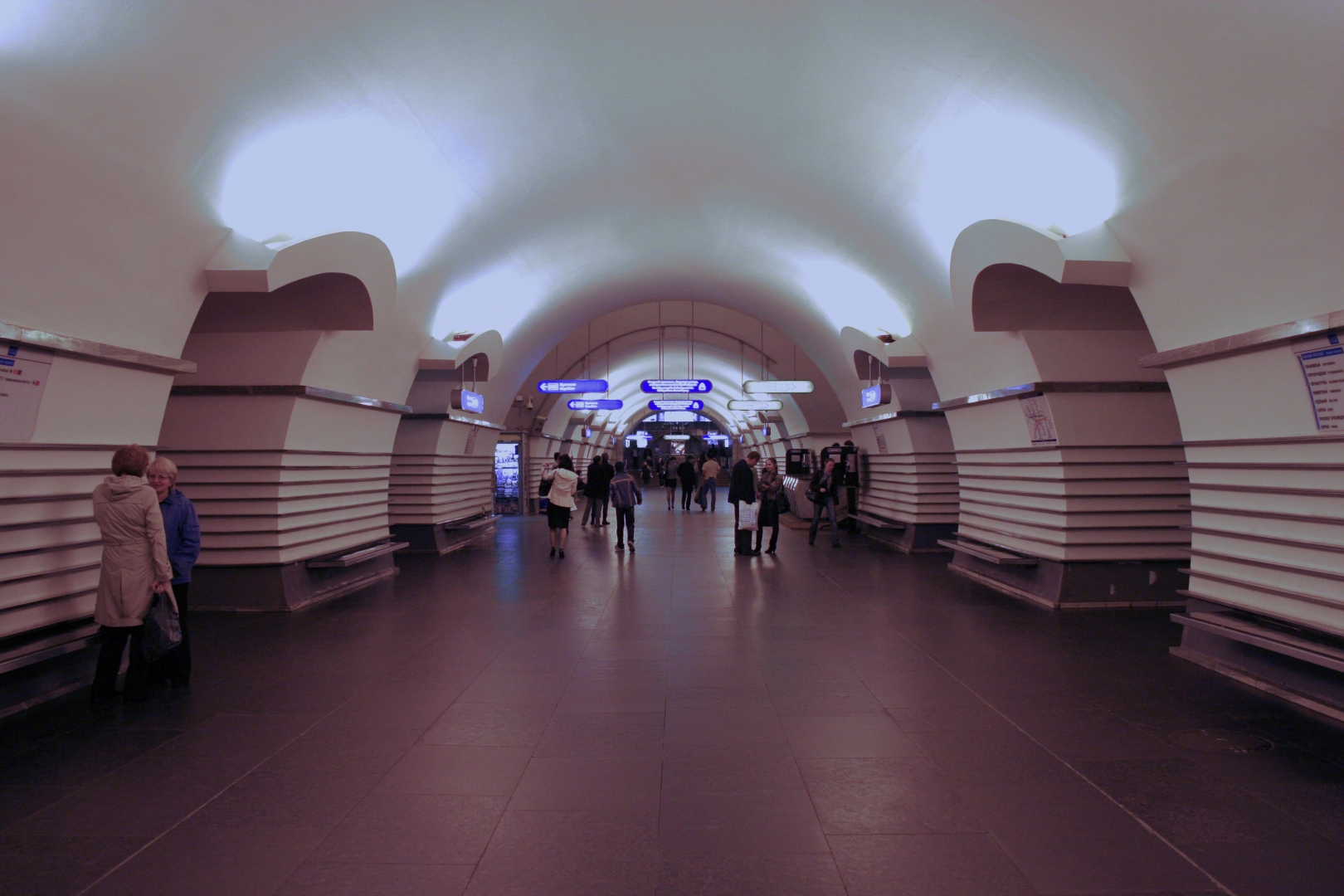 станция метро невский проспект санкт петербург