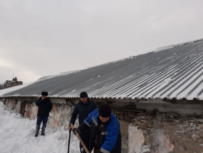 На Алтае после гибели людей под снегом возбуждено уголовное дело