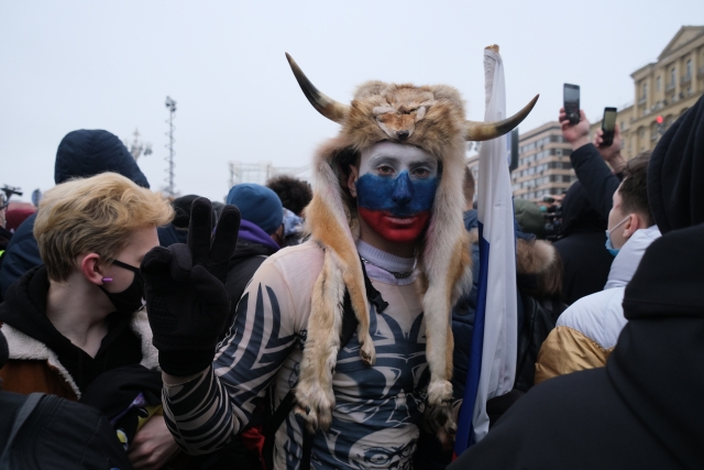 Участники митинга в поддержку Навального на Пушкинской площади в Москве, 23 января 2021 года 