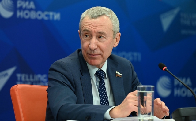 Председатель комиссии Совета Федерации по защите госсуверенитета Андрей Климов