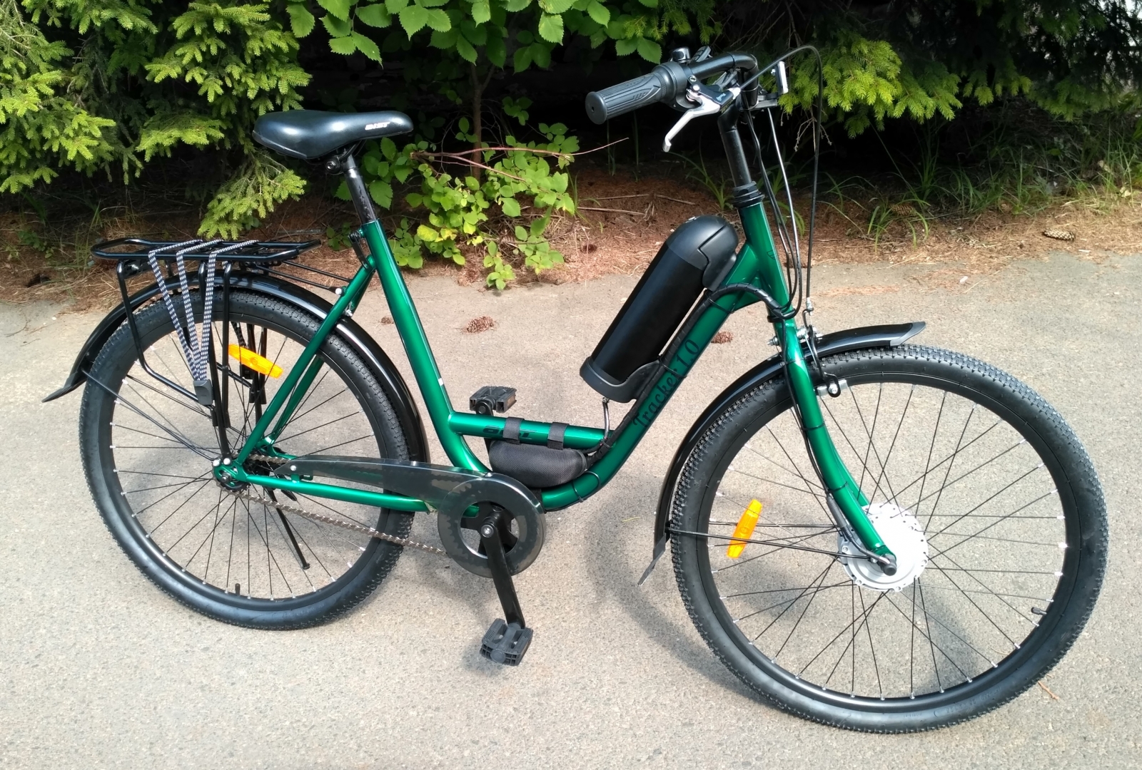 Минские вело. Велосипед Аист трекер 1 0. Aist Cruiser 2.0. Велосипед Аист трекер 2.0 зеленый. Велосипед Аист круизер.