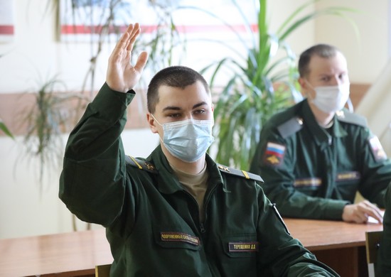 В Вооружённых силах России более 30 тысяч человек переболели COVID-19
