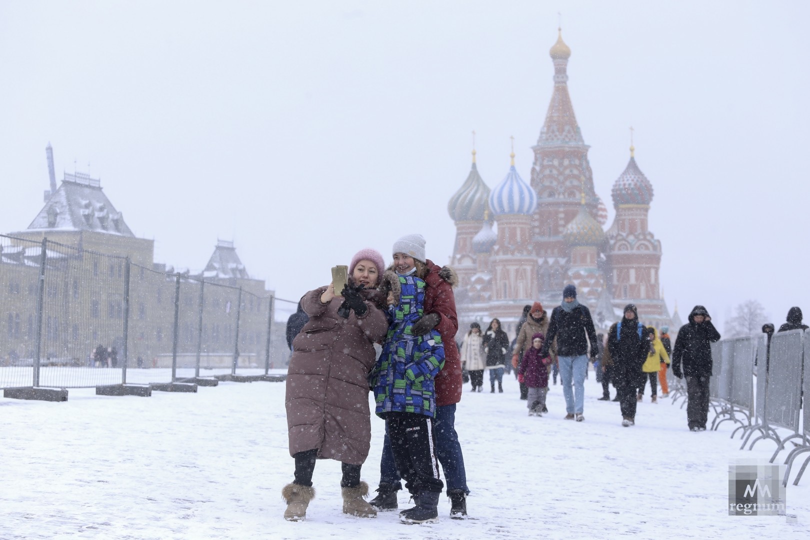 Сколько мороз улица. Москва зимой. Морозы в Москве. Москва красная площадь снегопад. Январские Морозы в Москве.