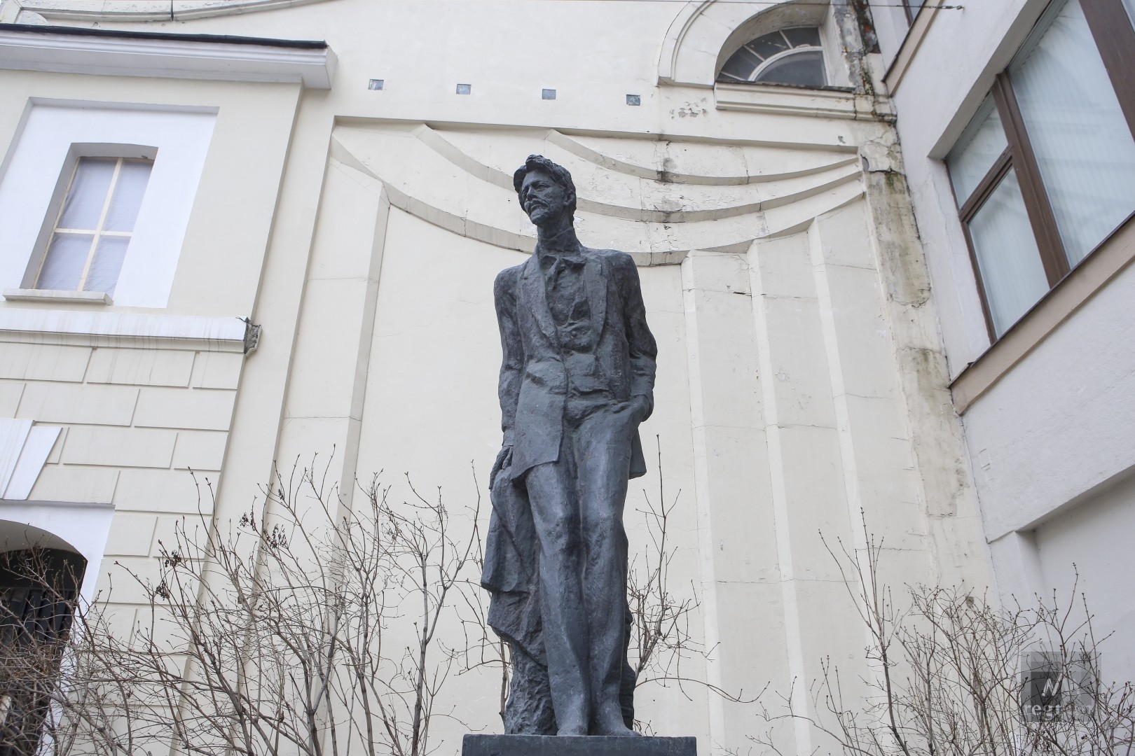 памятник прокофьеву в москве