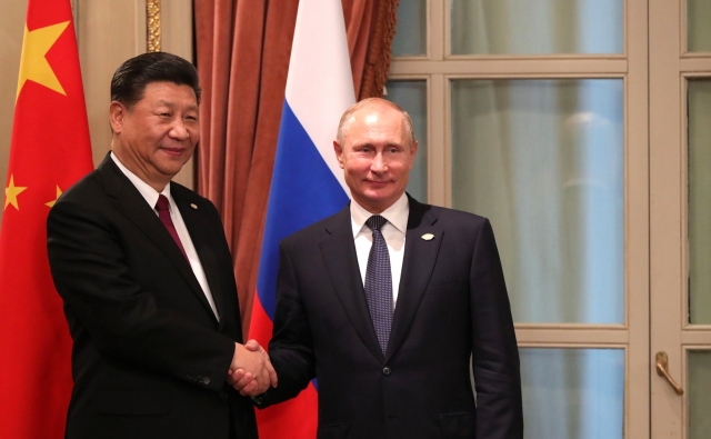 Владимир Путин с Председателем Китайской Народной Республики Си Цзиньпином 