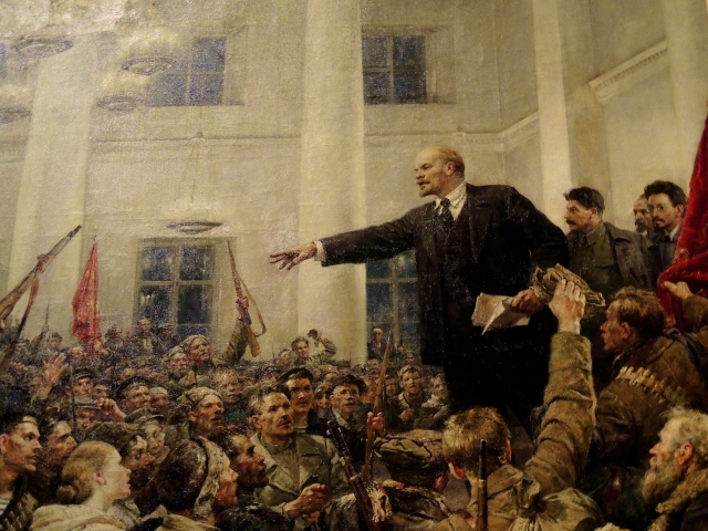 Владимир Серов. Ленин провозглашает советскую власть. 1947