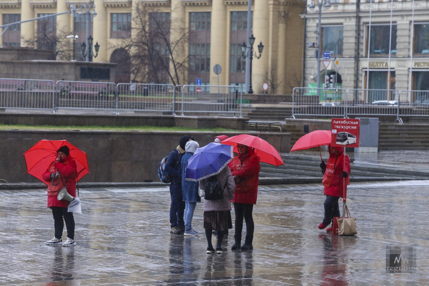 Погода в москве конец апреля начало мая. Дождь в Москве. Дождик в Москве. Похолодание в Москве. Дождь в апреле.