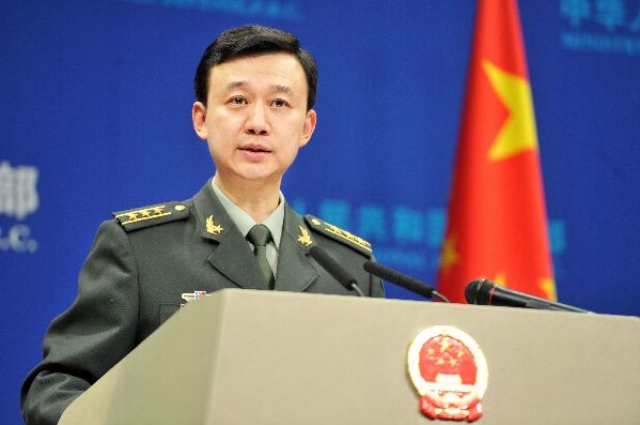 Официальный представитель министерства обороны Китая У Цянь