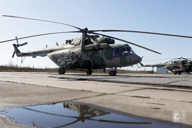 Вертолеты Ми-8 готовы к вылету 