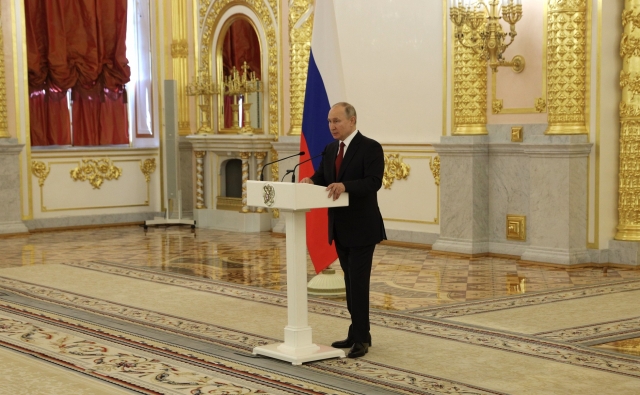 Президент России Владимир Путин на церемонии вручения верительных грамот