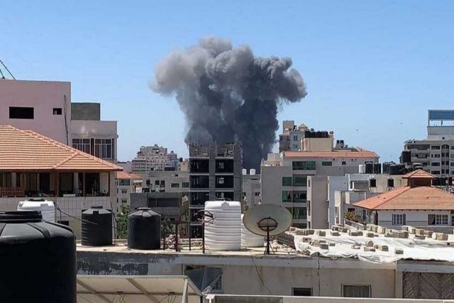Бомбардировка сектора Газа израильскийми ВВС. 