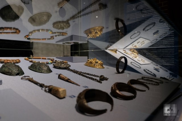 Экспонаты на выставке «Викинги. Путь на Восток»