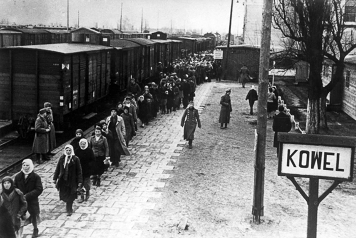 Перегрузка угоняемых советских граждан на принудительные работы в Германию. 1942 — 1943, Ковель