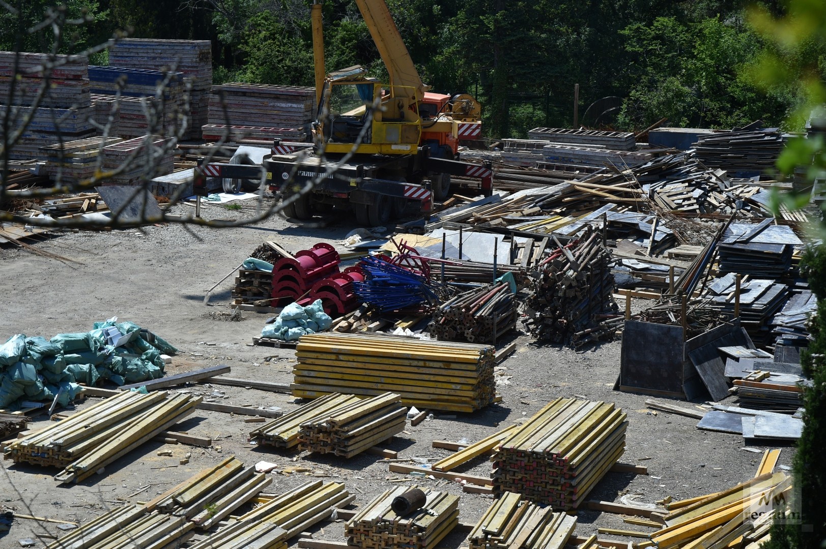 Строительные работы в форосском парке. © ИА REGNUM - ИА REGNUM