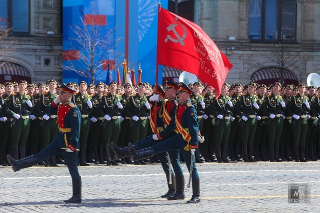 Знамя Победы на Красной площади