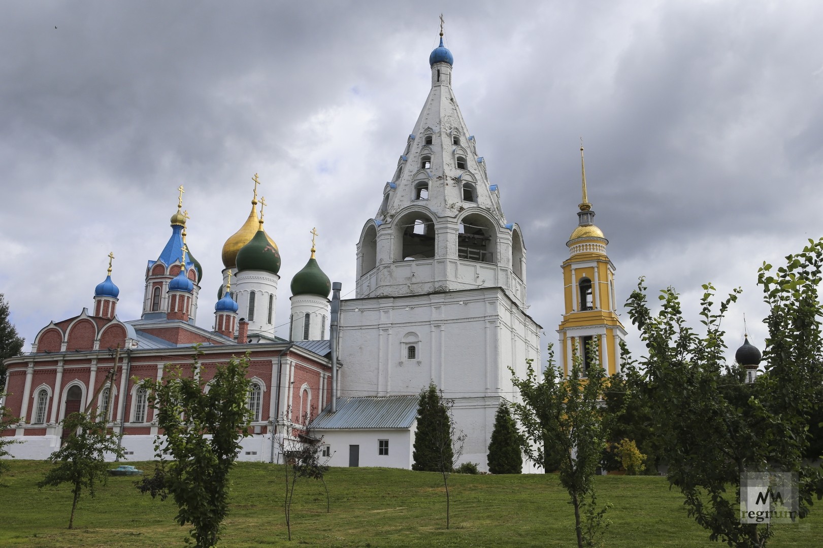 тихвинский храм в коломне