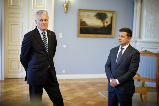 Президент Литвы Гитанас Науседа и президент Украины Владимир Зеленский