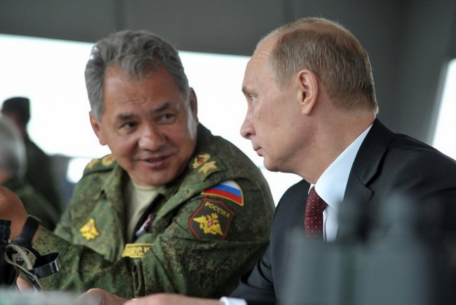 Министр обороны Сергей Шойгу и президент России Владимир Путин