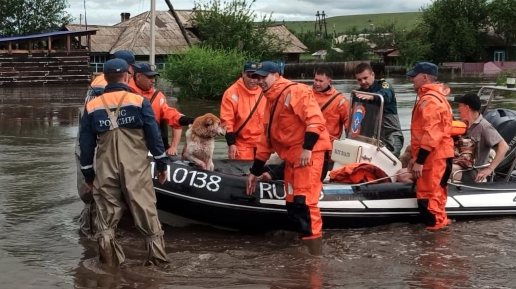 МЧС России работает в пострадавших от паводка районах Забайкалья