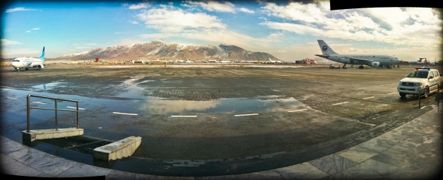 Кабульский аэропорт (cc) Peretz Partensky
