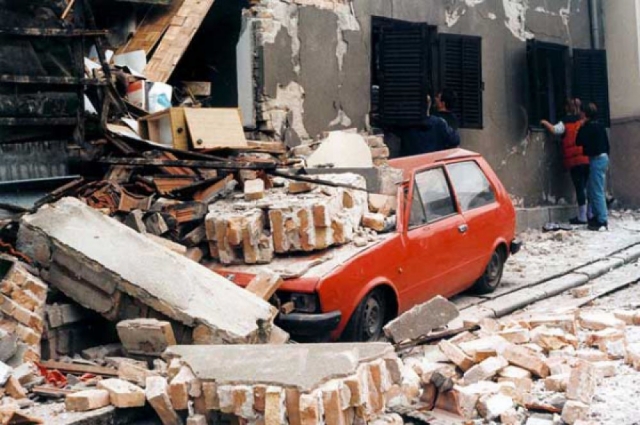 Белград. Результат бомбардировок НАТО. Югославия. 1999