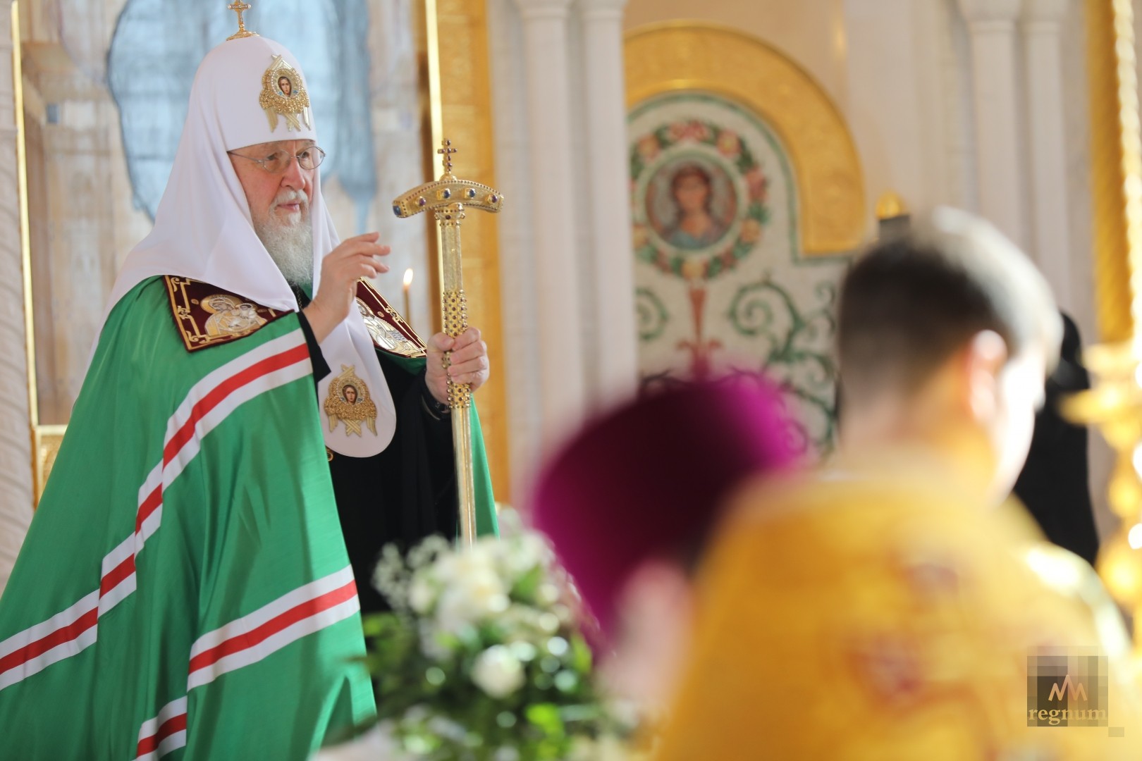 Открытие и освящение храма. Патриарх Кирилл в храме Александра Невского. Освящение храма Александра Невского в Волгограде. Патриарх освятил храм Александра Невского Истра. Патриарх Кирилл в Екатеринбурге в соборе Александра Невского.