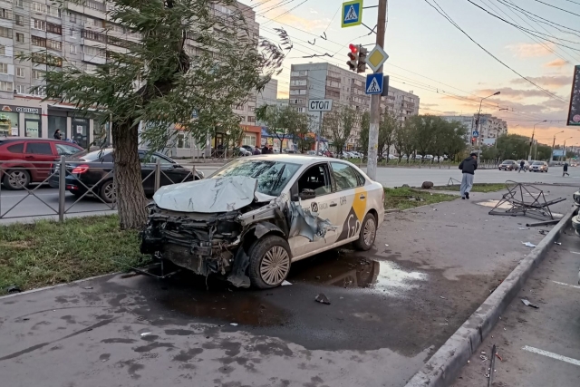 ДТП с участием «Яндекс.Такси» в Омске