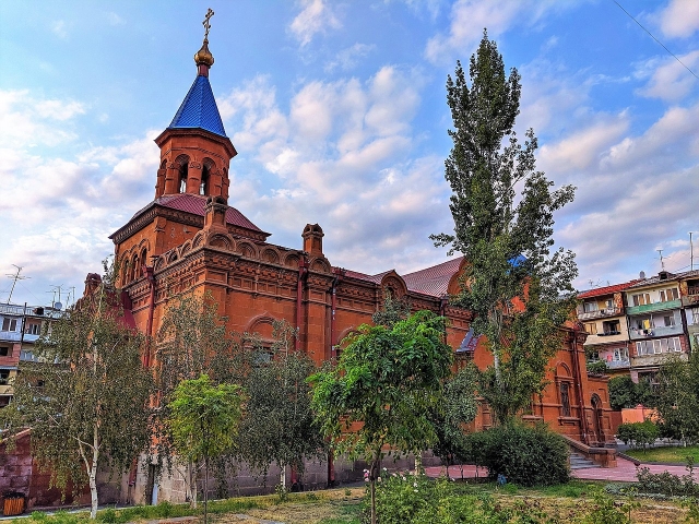 Покровский храм Русской православной церкви. Ереван 