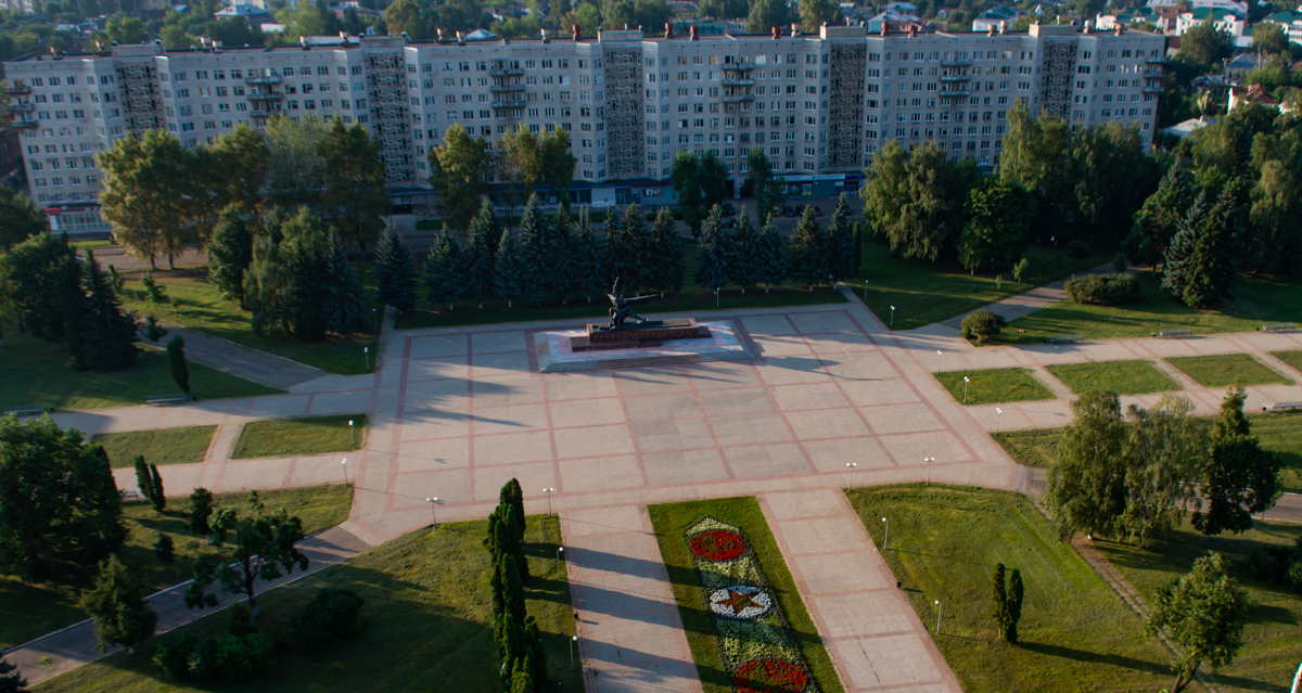 Ленинский районный костромы. Площадь планеты. Кострома вид сверху Давыдовский. Городская среда площадь. Кострома пл мира 2 фото.