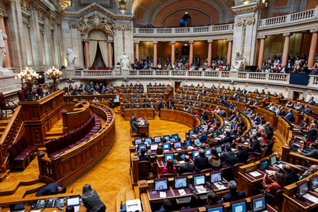 Парламент Португалии
