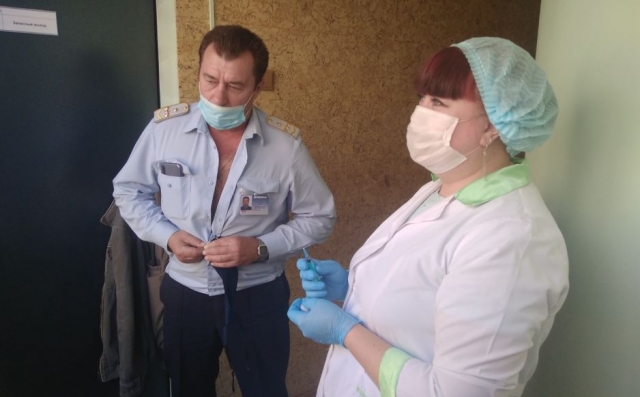 Вакцинация сотрудников Новосибирского метрополитена