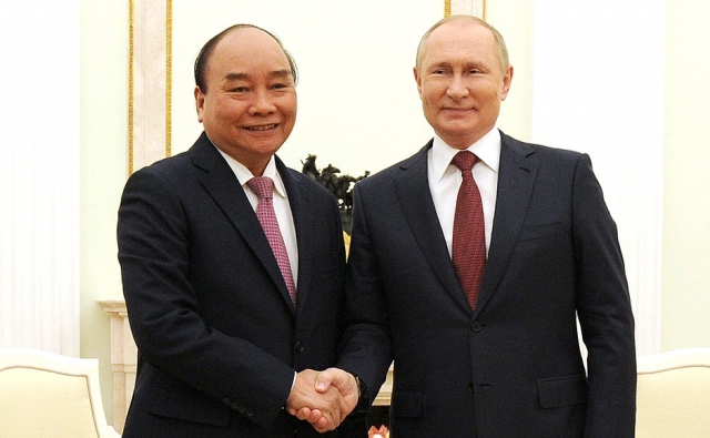 С Президентом Социалистической Республики Вьетнам Нгуен Суан Фуком