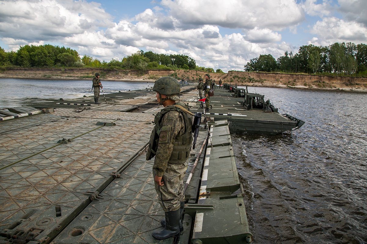 Понтонные мосты военные фото