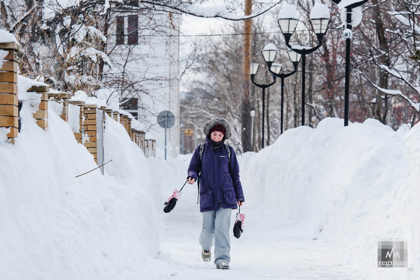 Главные улицы Южно-Сахалинска оперативно расчистили от снега