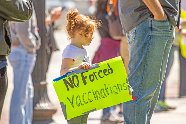 Не принуждайте вакцинироваться! Протест в США. (сс) Becker1999