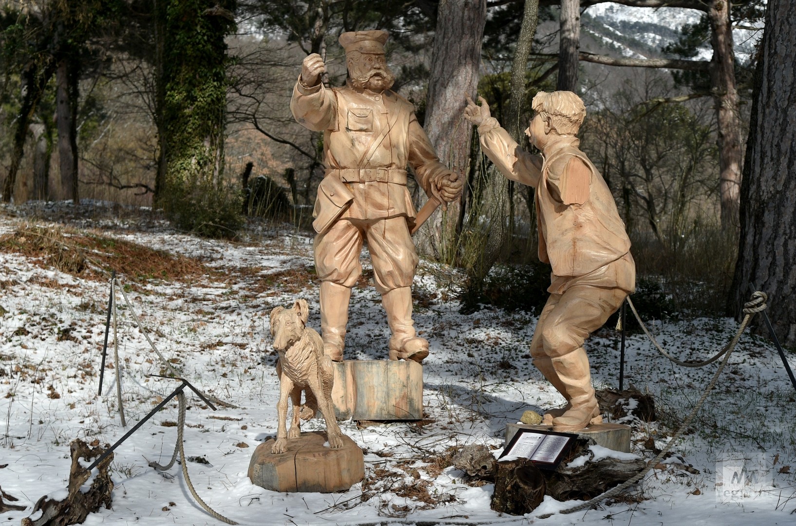 Парк-музей деревянной скульптуры «Вишневый сад. Возрождение»