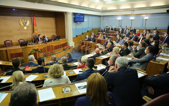 В парламенте Черногории