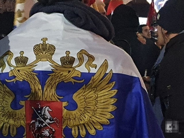 Жители Белграда вышли на митинг за Россию. 04.03.2022