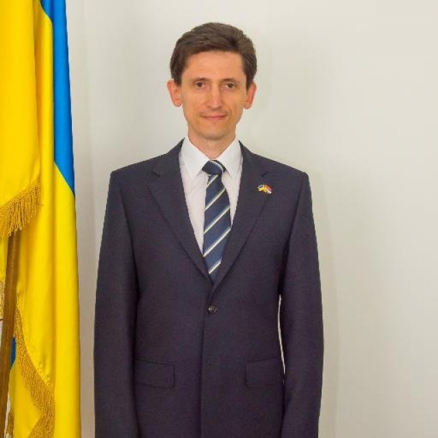 Посол Украины в Сербии Александр Александрович 