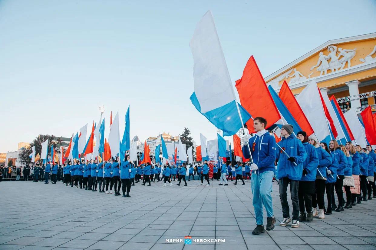 На митинге в Чебоксарах поддержали жителей Донбасса и российскую армию | г.  Чебоксары Чувашской Республики