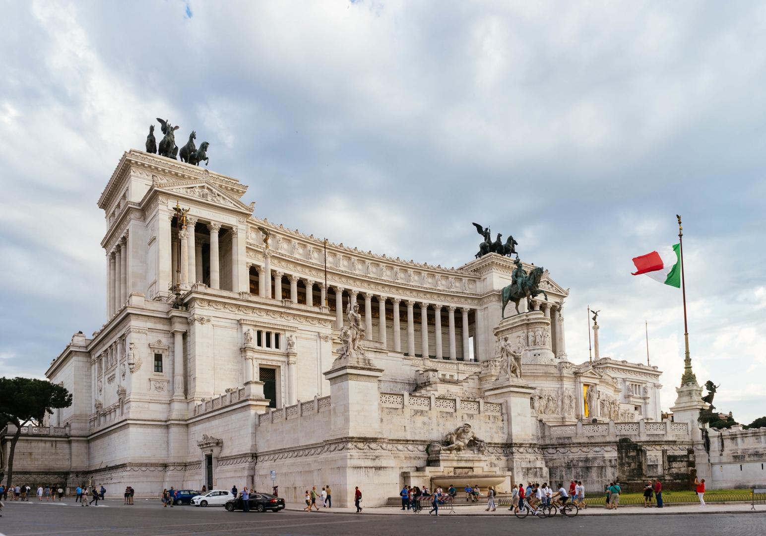Рим правительство Италии