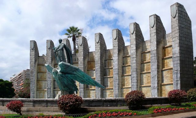 Скульптура «Ангел Победы»