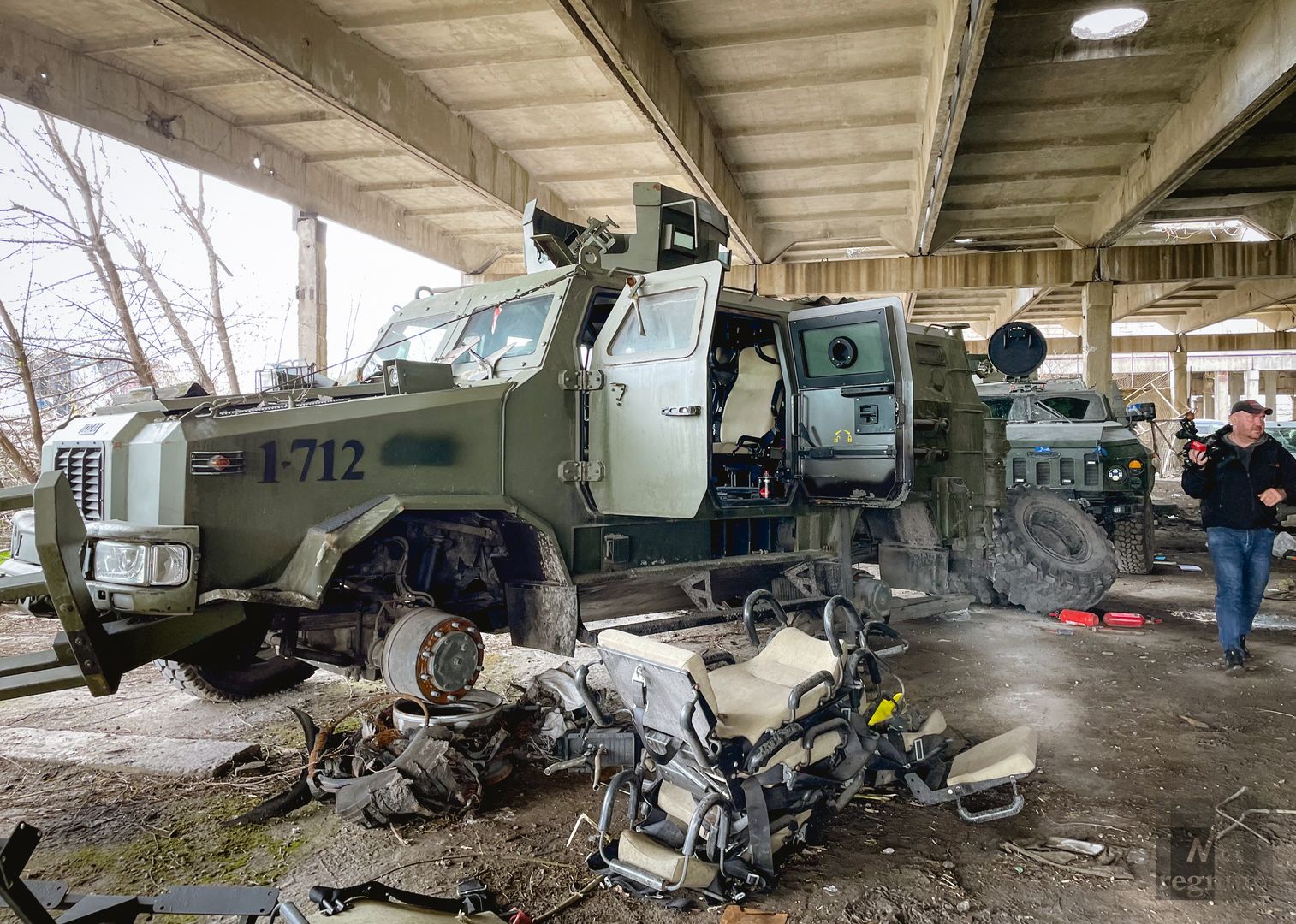 Украинские бронеавтомобили, захваченные в Мариуполе