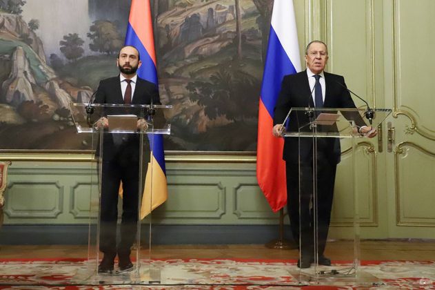 Выступление министра иностранных дел Армении Арарата Мирзояна и министра иностранных дел России Сергея Лаврова. 8 апреля 2022