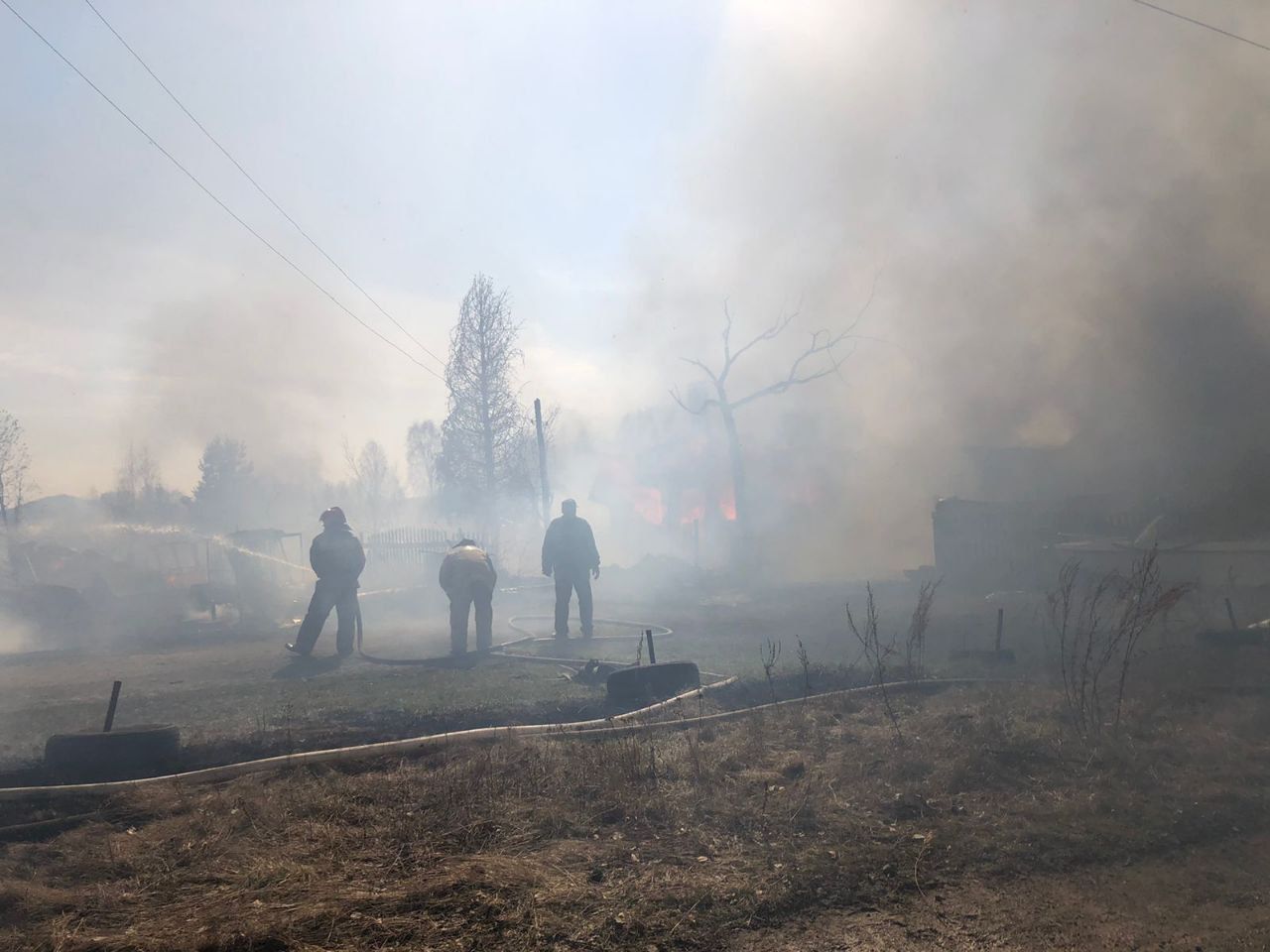 Пожар в чаре. Пожар на природе. Пожар в Берёзовском Свердловской.