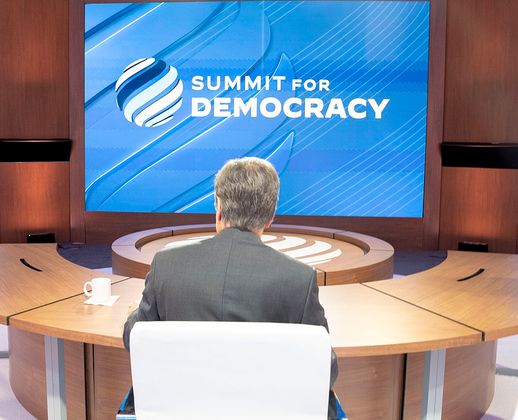 Саммит демократий в Государственном департаменте США в Вашингтоне
