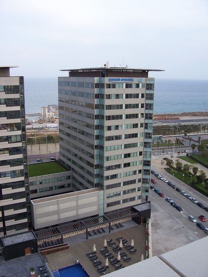 Штаб-квартира Sanofi-Aventis в Испании