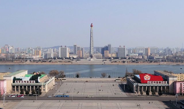 Башня Чучхе. Пхеньян