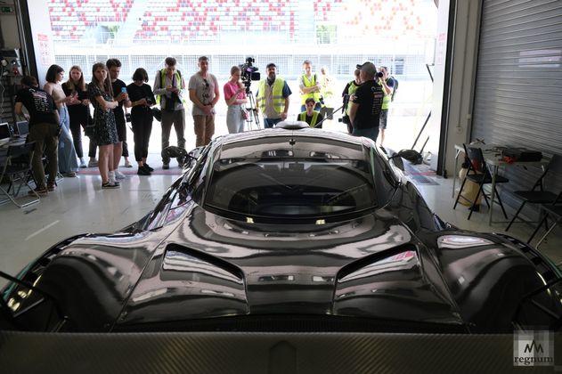 Пресс-подход у гоночного спорткара Marussia GT